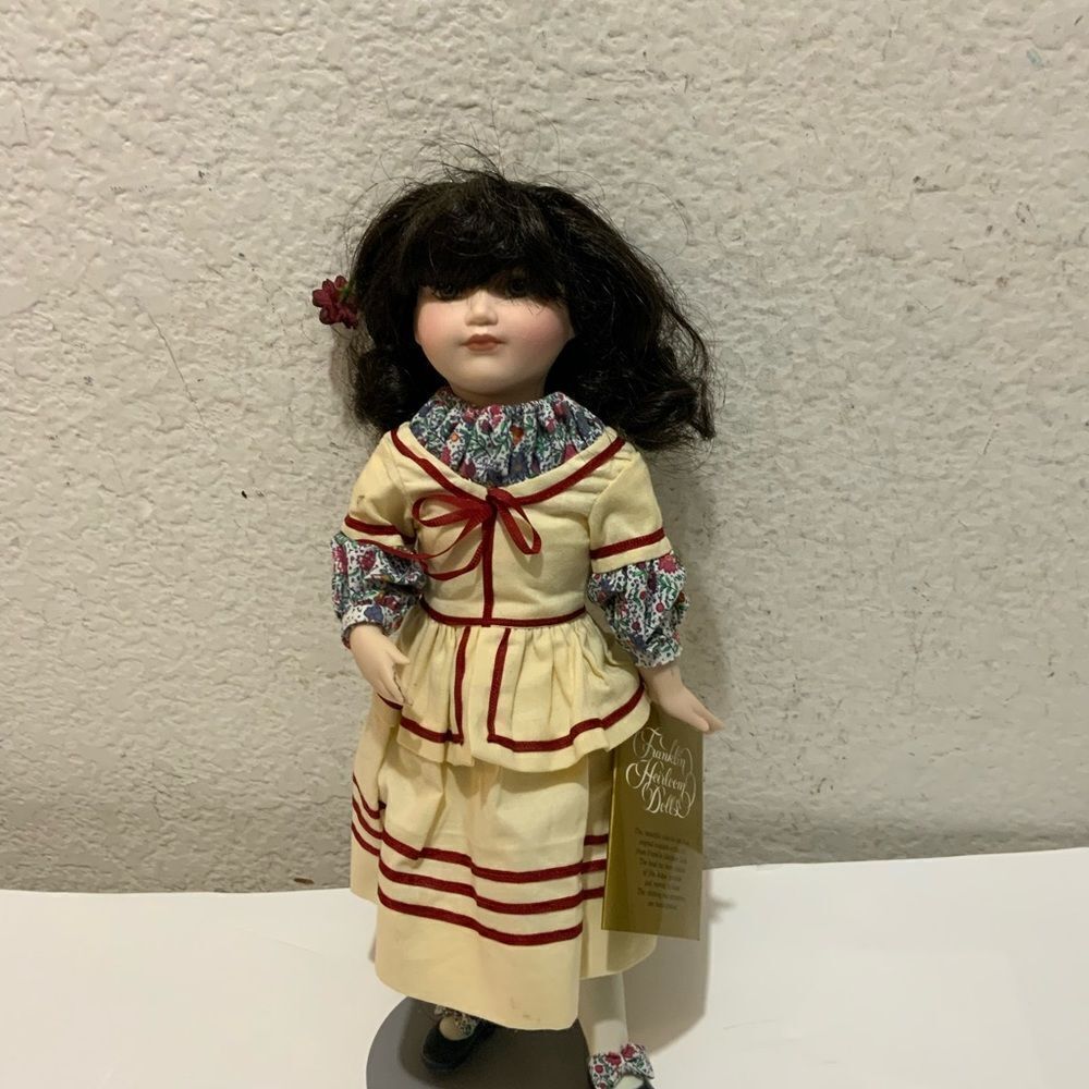 Vintage Franklin Mint Heirloom *Rose Red* 13" Porcelain Doll Flower